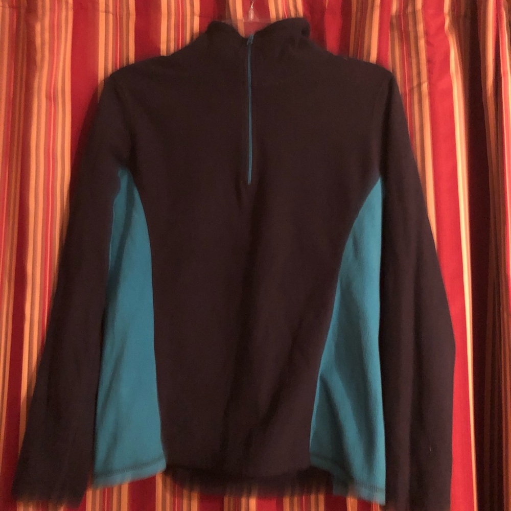 Old Navy fleece pullover. Size M. Pre-loved.